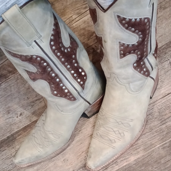 Frye boots - Picture 5 of 8